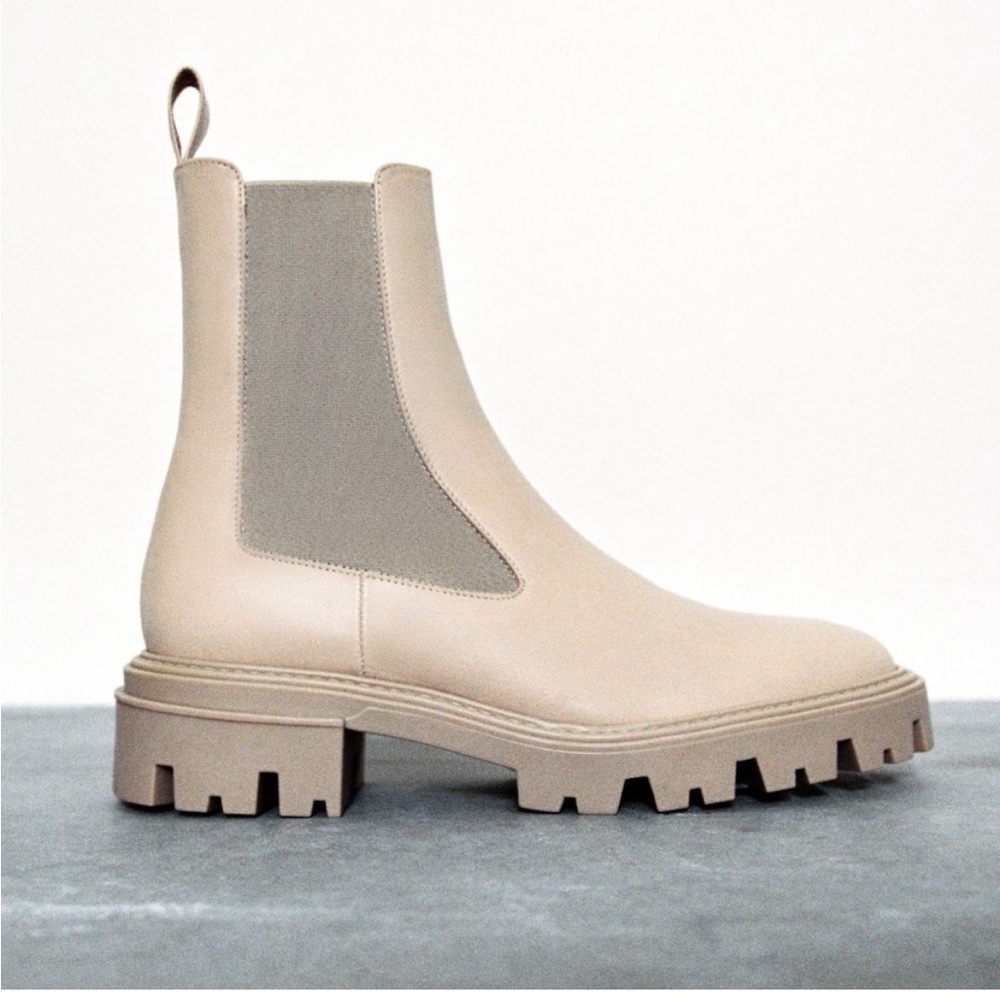 Zara tan Chelsea chunky combat boot